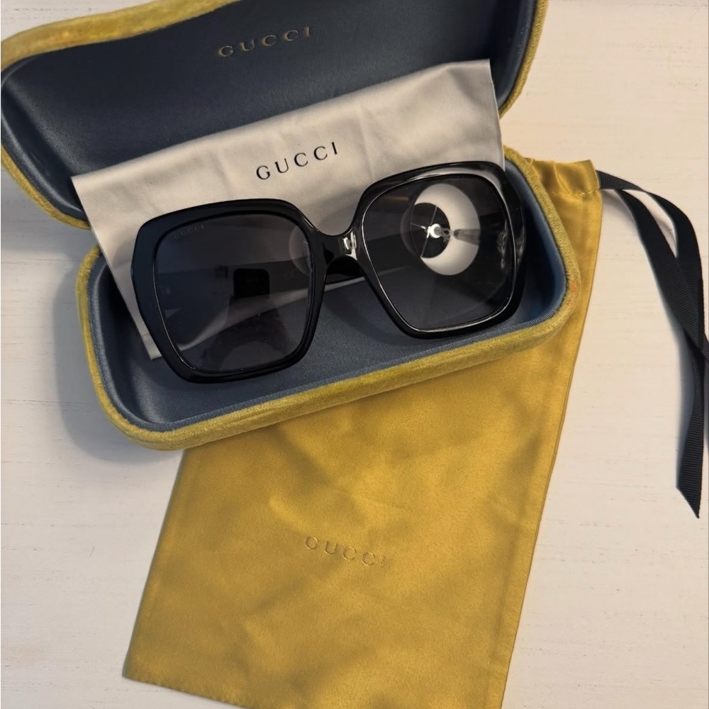 Gucci Black Oversized Square Sunglasses